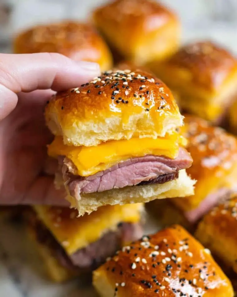 Roast Beef and Cheddar Sliders Recipe