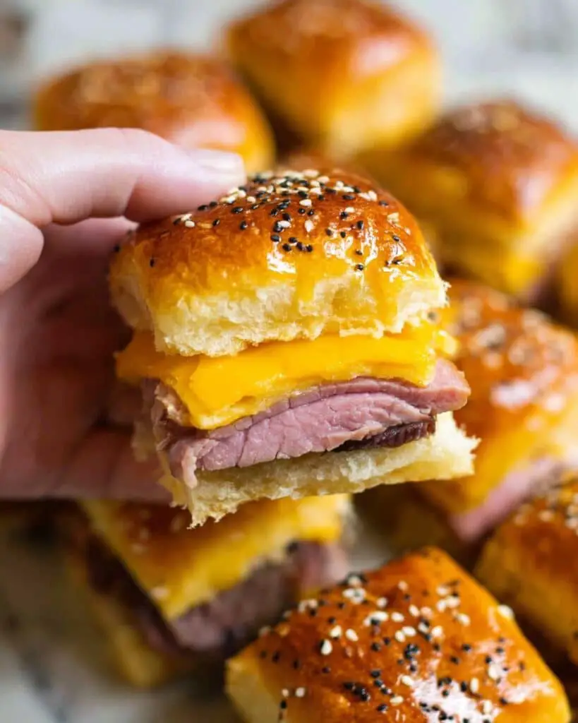 Roast Beef and Cheddar Sliders Recipe