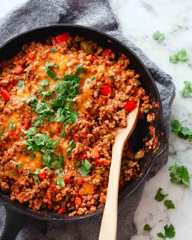 Unstuffed Pepper Skillet: 30-Minute Ground Beef and Rice Meal Recipe