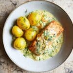 Salmon in Creamy Dill Sauce Recipe