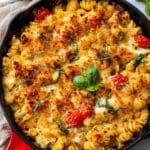 Skillet Caprese Macaroni and Cheese Recipe